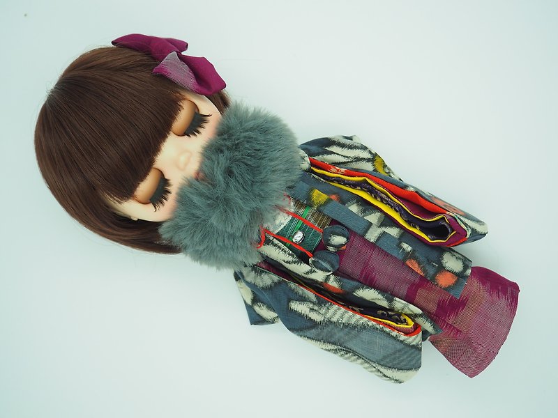 ノスタルジックな着物と羽織　フェイクファーショールセット - 人形・フィギュア - シルク・絹 多色