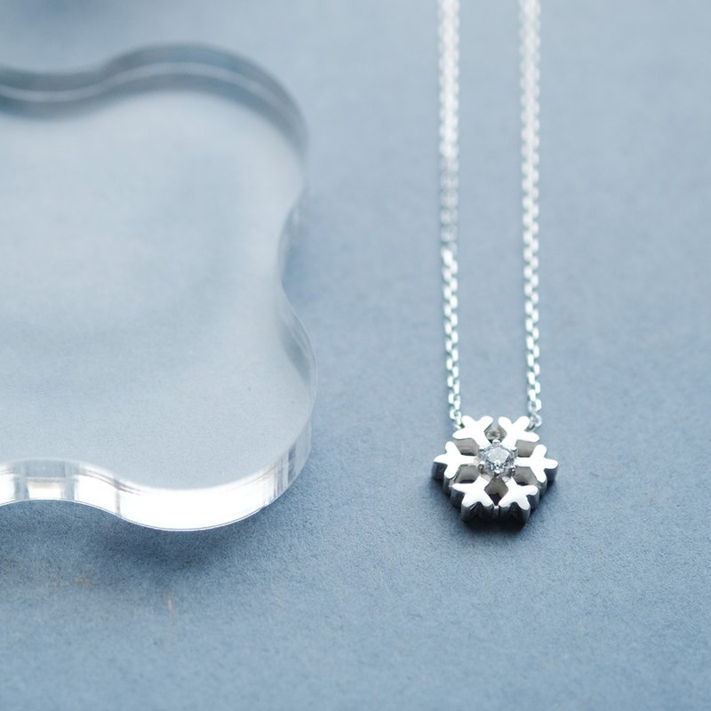 Snowflake Through Necklace Silver 925 - สร้อยคอยาว - โลหะ สีแดง