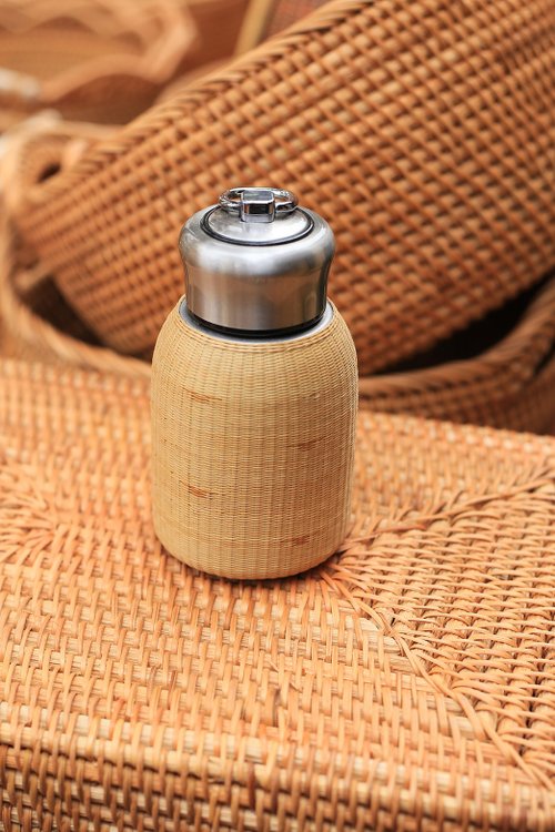 江戸時代〜明治時期 古竹水筒 吸筒 竹筒 銅金具 竹水筒 携帯式 WWWT105 江戸時代〜明治時期 古竹水筒 吸筒 竹筒 銅金具 竹水筒 携帯式