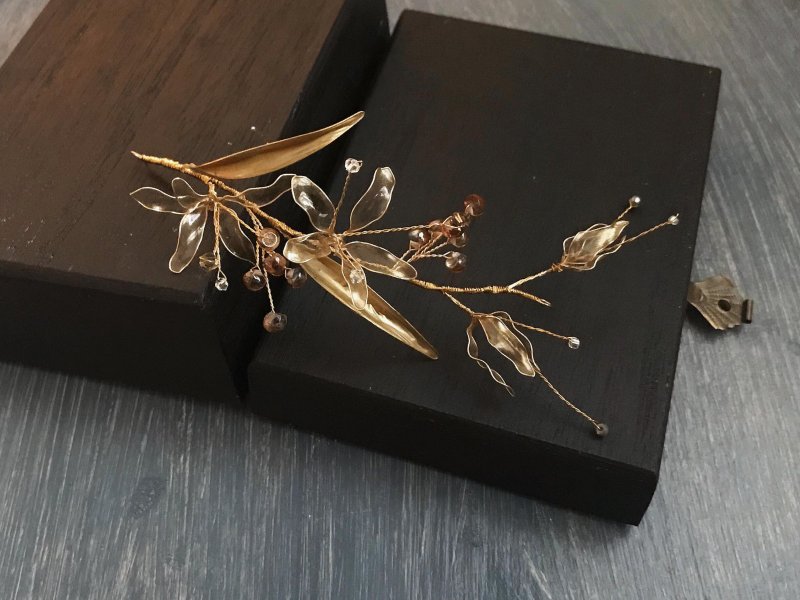 原創手工新娘飾品晶瑩百合 -水晶琉璃新娘飾品/髮飾 單邊延 - 髮圈/髮夾 - 其他材質 