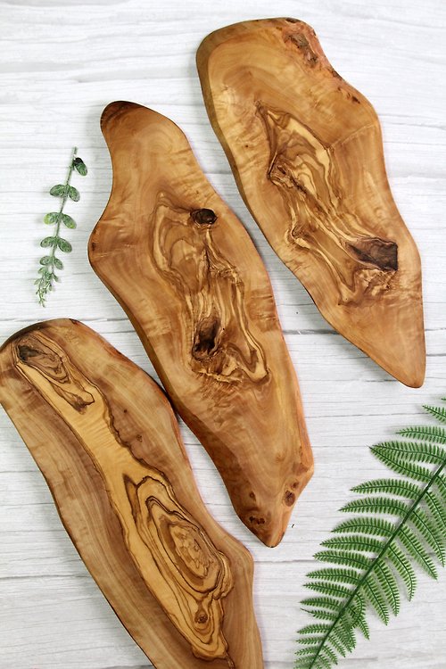 British Naturally Med olive wood irregular handle solid wood small chopping  board/dining board/display board - Shop sussliving Cookware - Pinkoi