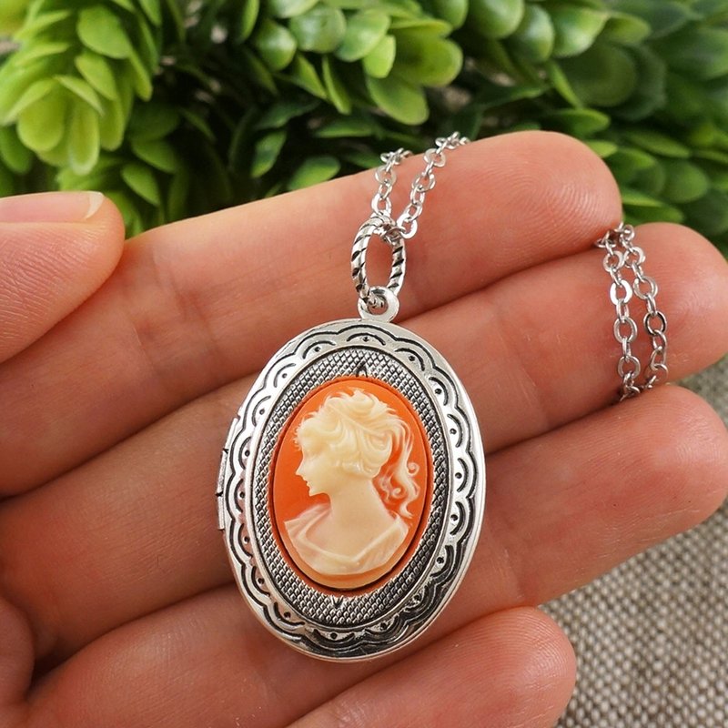 Ivory Fire Red Girl Lady Cameo Oval Locket Victorian Pendant Necklace Jewelry - 項鍊 - 其他材質 橘色