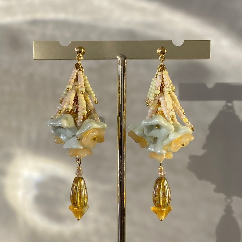 Atelier Pluton實驗序號 | PL498 - 耳環/耳夾/耳骨夾 - 玻璃 綠色