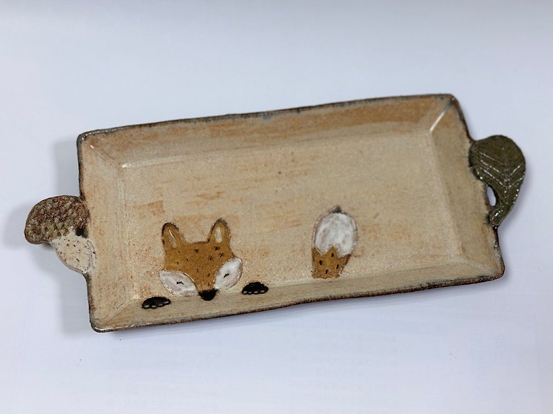 Mu Bai. Little Fox Rectangular Pottery Plate 2 - จานและถาด - ดินเผา 