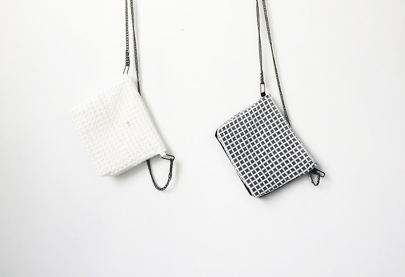 Grid  clutch / chain bag / shoulder bag/with chain - Messenger Bags & Sling Bags - Cotton & Hemp Black