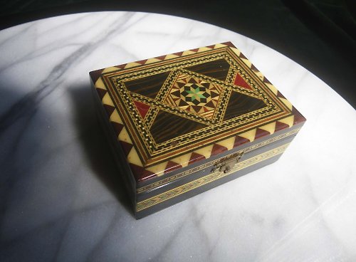 老時光OLD-TIME Vintage & Classic & Deco 【老時光 OLD-TIME】早期二手西班牙珠寶收藏木盒