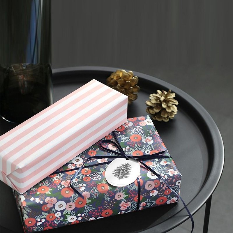 ICONIC Heart belongs to you - gift wrapping paper set V2-B, ICO52019 - Gift Wrapping & Boxes - Paper Multicolor