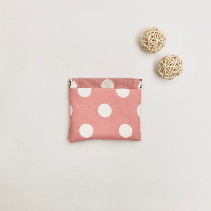 Customized fabric selection-handmade pink white jade coin purse and small bag birthday gift - Coin Purses - Cotton & Hemp Pink