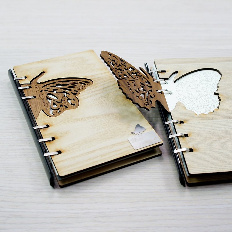 Taiwan Butterfly Series-Texture Handwritten Notebook - สมุดบันทึก/สมุดปฏิทิน - ไม้ สีกากี