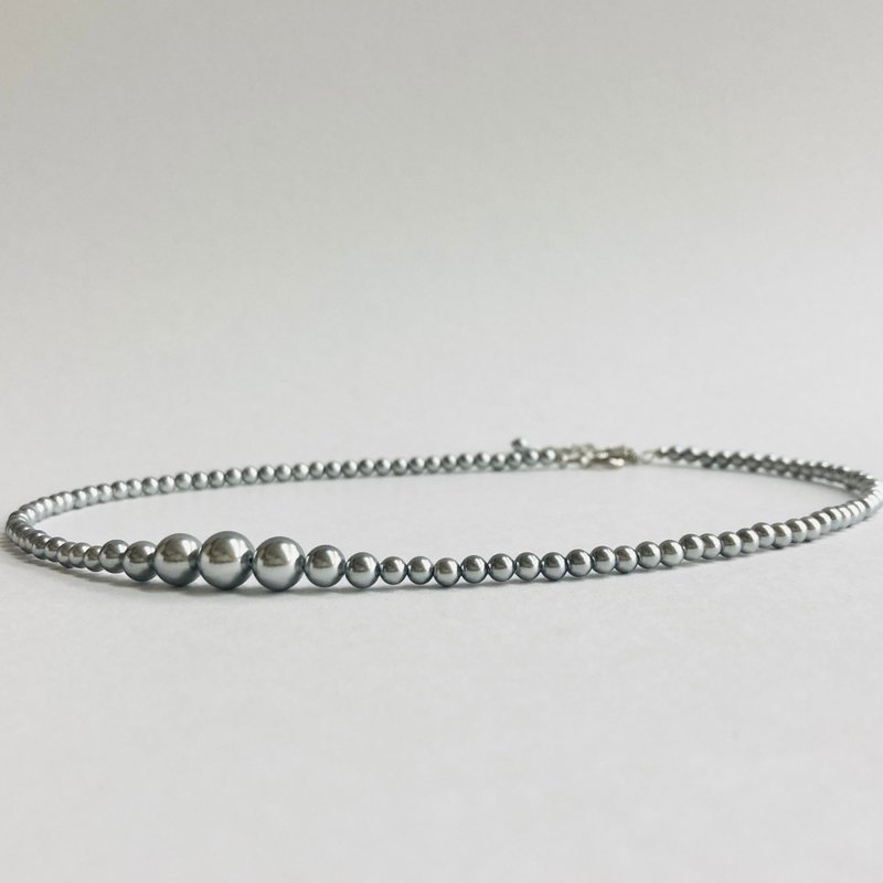貝殼寶寶珍珠迷你漸層短項鍊 / 約 3x7mm，全長約 38cm+5cm / 灰色 / R - 項鍊 - 貝殼 灰色