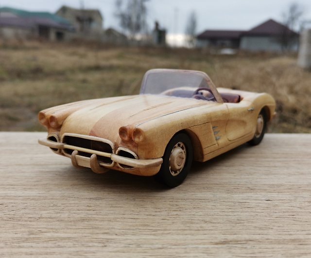 カスタムメイドのおもちゃの車モデル シボレー コルベット C1