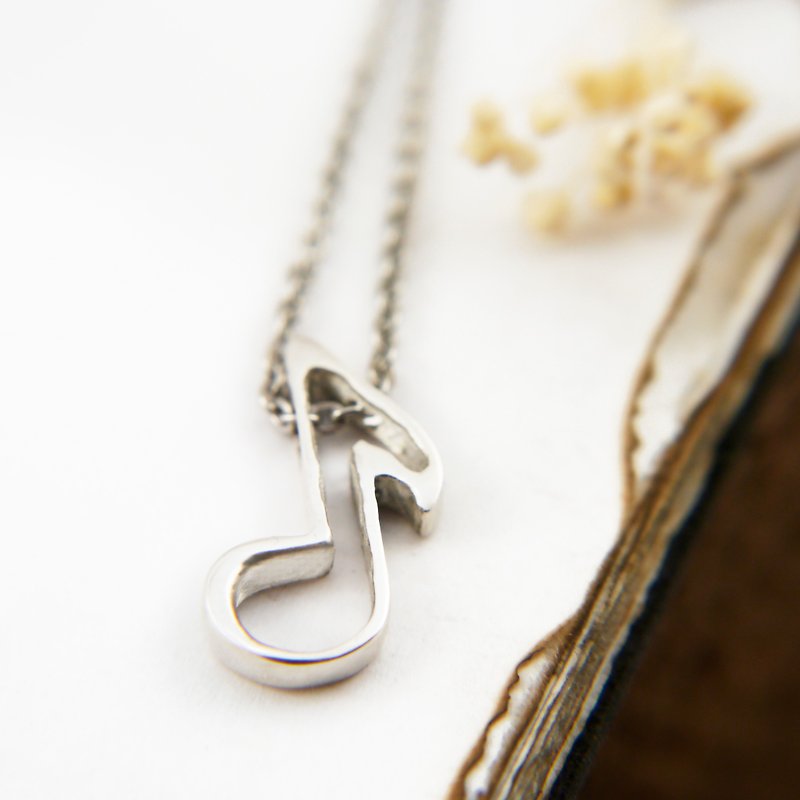 Music Department-Eighth Note- Hollow Eighth Note 925 Sterling Silver Necklace - สร้อยคอ - โลหะ สีเงิน