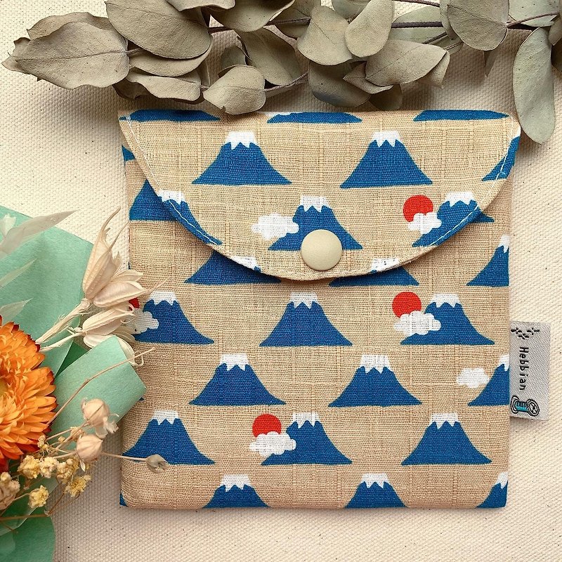 Mount Fuji Rice - Mask Pack Cotton Pack Mask Storage Pack Sanitary Pad Pack | Haibai Handmade - กระเป๋าเครื่องสำอาง - ผ้าฝ้าย/ผ้าลินิน สีกากี