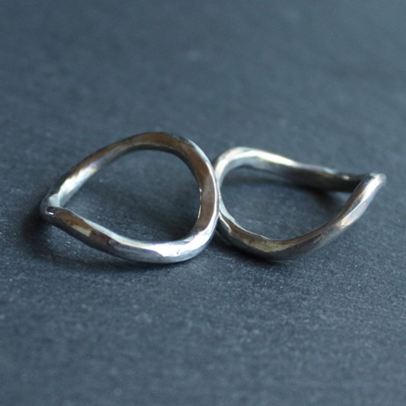 Tin × silver ring [Line Hammered Tin Ring Distortion] Metal Silver pairing Japan - General Rings - Silver Silver