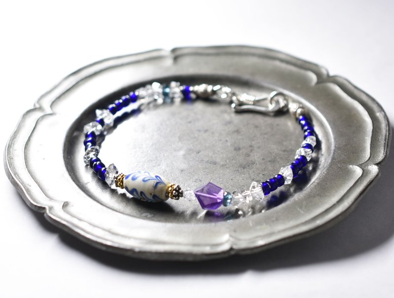 Dutch Delft and rough cut amethyst, Herkimer diamond, London blue topaz, and lapis lazuli bead bracelet - Bracelets - Glass Blue