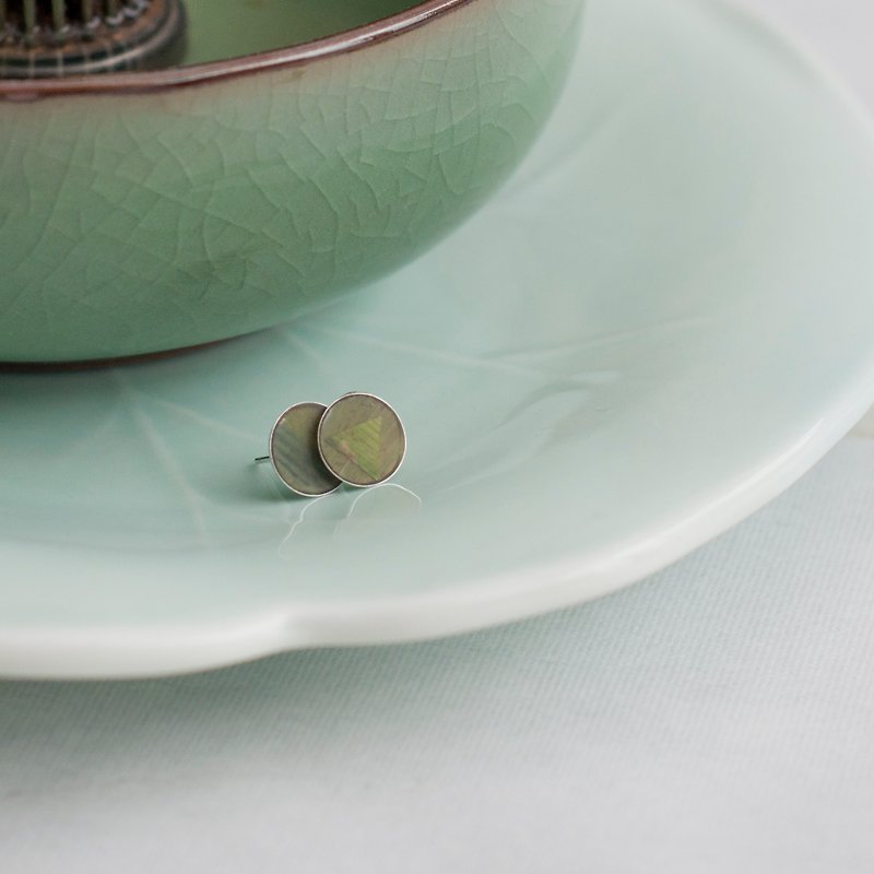 ［端午節］粽子耳釘/竹葉/ 925銀10MM - 耳環/耳夾 - 其他金屬 綠色