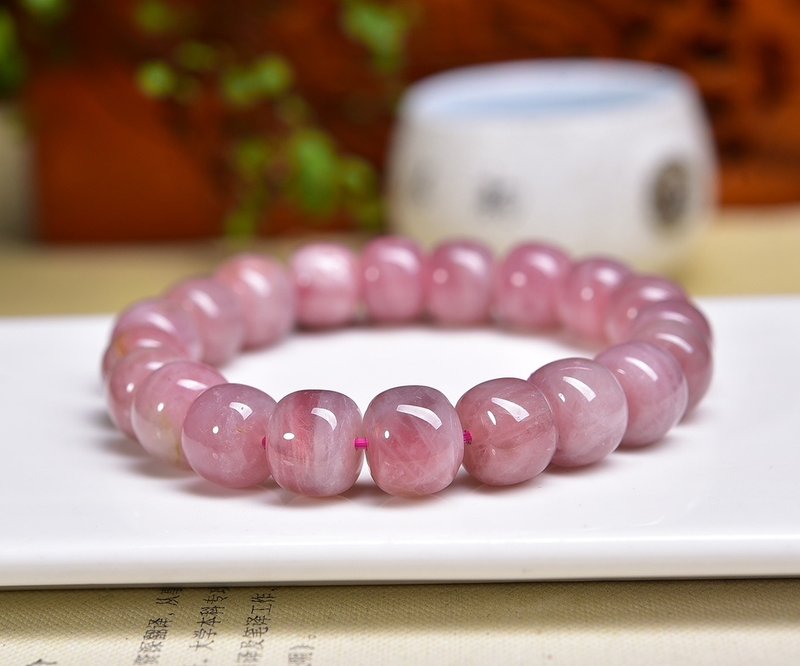 Pure natural purple horse powder old style single loop bracelet beads diameter about 12mm crystal super smooth whoever wears it will be beautiful - Bracelets - Crystal 