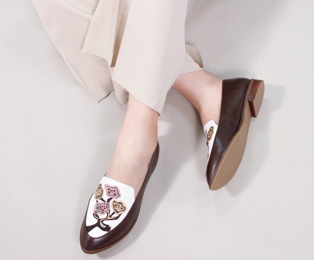 Embroidered hot sale loafers womens