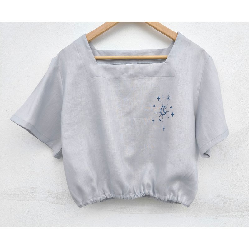 刺繡 | 亞麻 | 方領短袖上衣 灰色 - 女上衣/長袖上衣 - 棉．麻 灰色