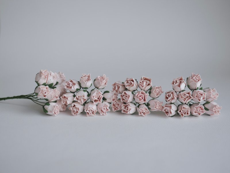 Paper flower, 25 pieces, size 1.5 x1.2  cm. bud rose flower, pastel pink color. - 其他 - 紙 粉紅色