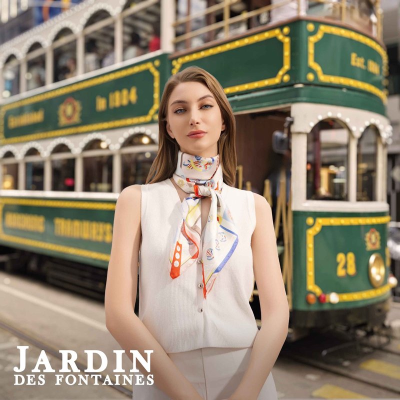 光輝年華大方巾絲巾90厘米 Jardin Des Fontaines - 絲巾 - 聚酯纖維 多色
