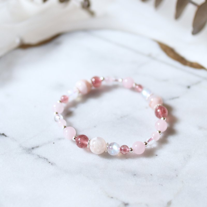 Natural Stone Series Strawberry Crystal Pink Crystal Cherry Blossom Agate Moonstone/Peach Blossom, Good Popularity/ - สร้อยข้อมือ - เครื่องเพชรพลอย สึชมพู