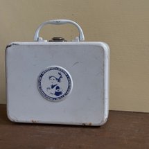 早期小護士曼秀雷敦金屬醫藥盒