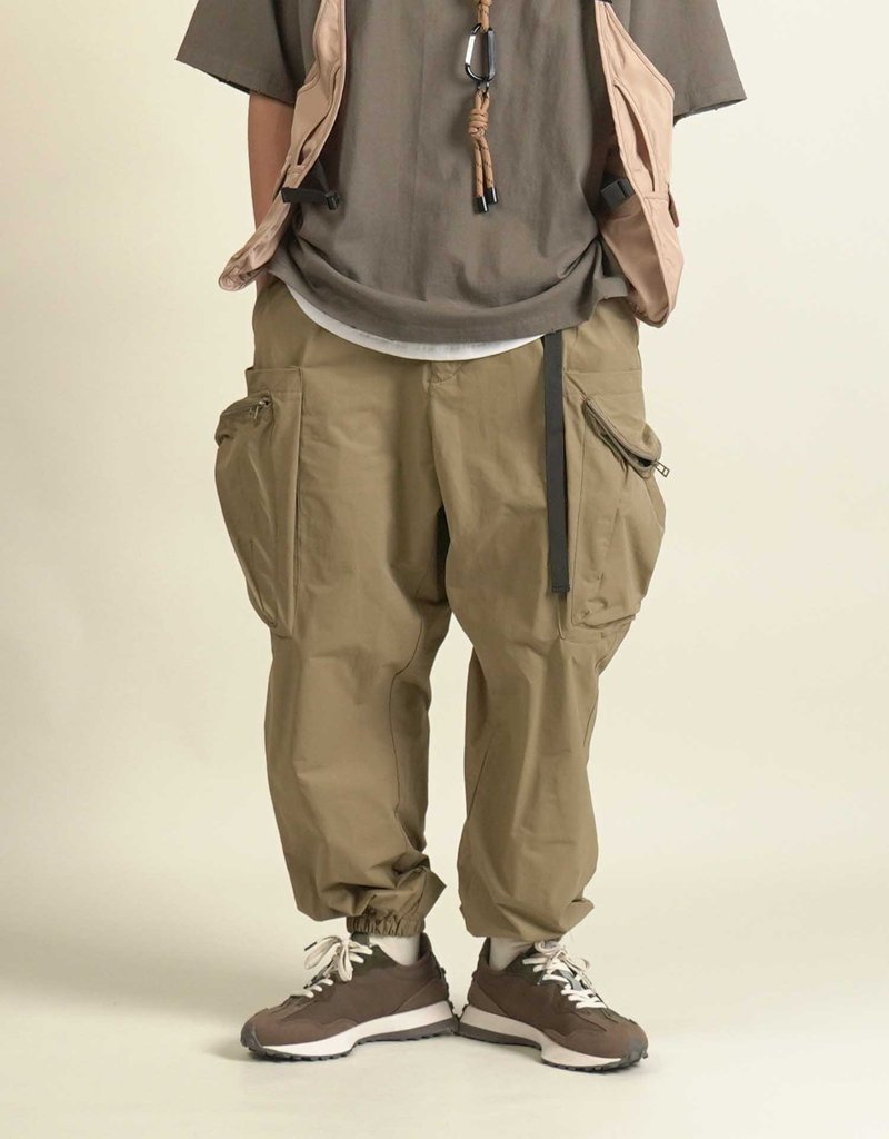 Zipper Double Pockets Jogger Pants KHAKI - 男長褲/休閒褲 - 棉．麻 卡其色