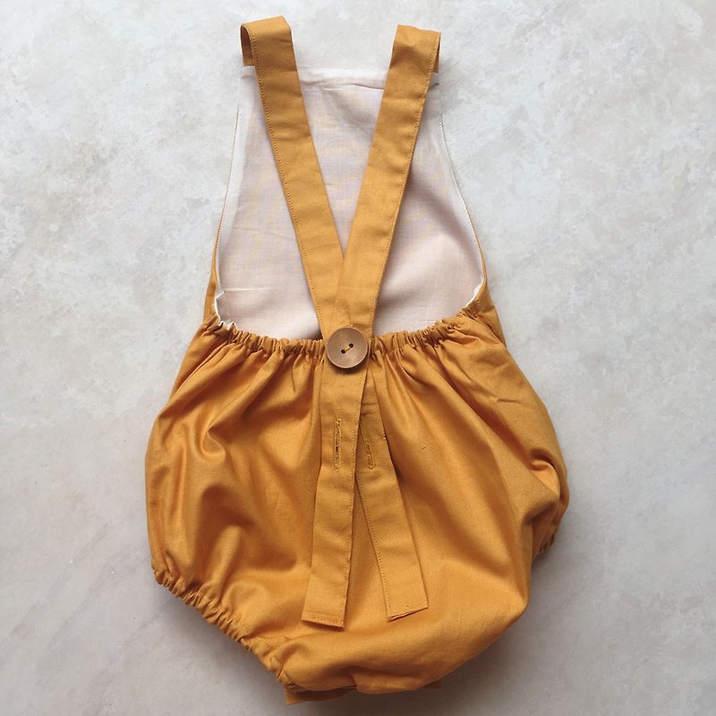 Baby Button Romper Onesie in Mustard - 嬰兒連身衣/包被/包巾 - 棉．麻 黃色