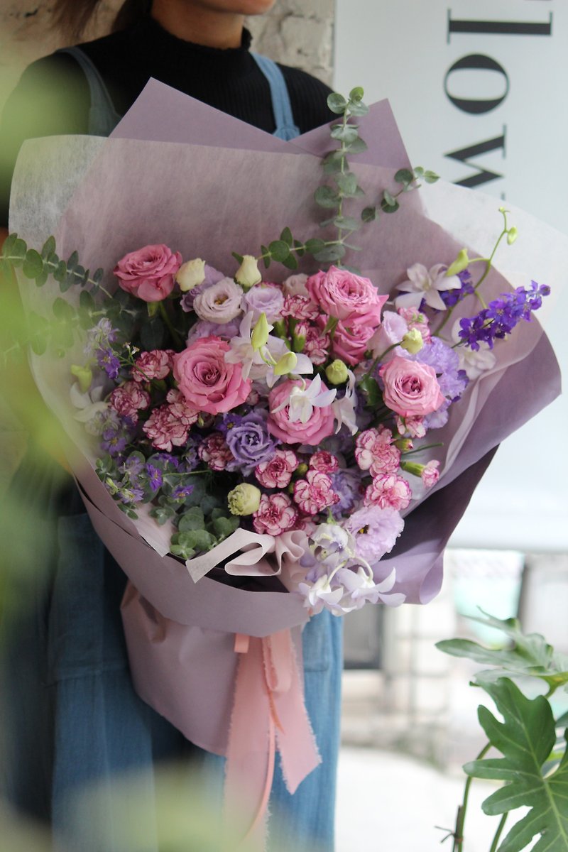 Beloved Mother's Day - Pink Love Manor Flower Bouquet - ตกแต่งต้นไม้ - พืช/ดอกไม้ สีม่วง