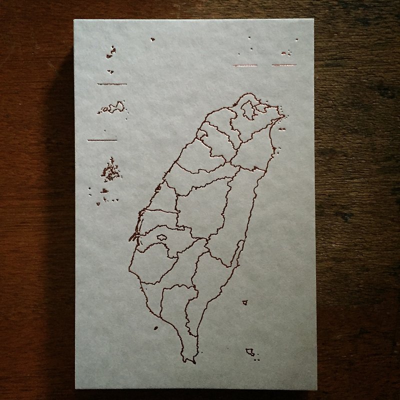 台灣地圖明信片 / 灰卡燙粉紅 - 卡片/明信片 - 紙 銀色