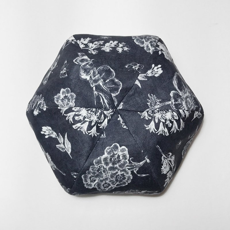 JOJA / Berea / Black x Flower Illustration - Hats & Caps - Cotton & Hemp Black