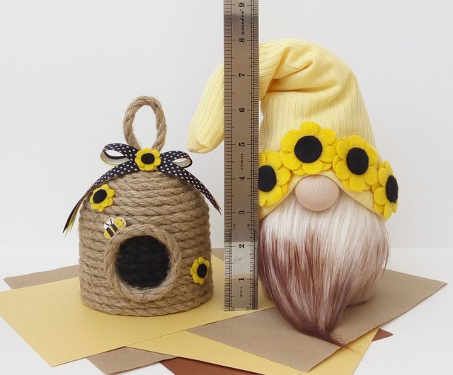 Summer Gnome Family Bee Hive Décor Stuffed Gnome Dolls Nordic