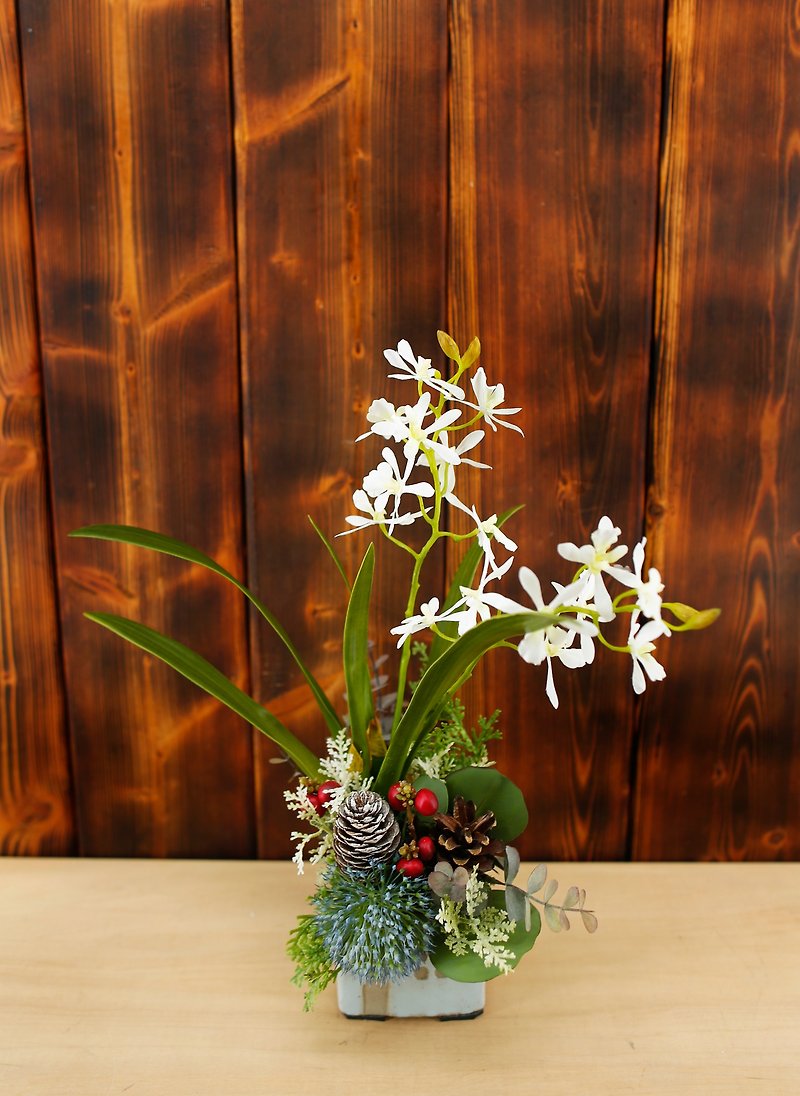 White Oncidium Fragrance Floral Ornament / Realistic Flower / Gift / Table Flower / Never Wither - Plants - Other Materials Multicolor