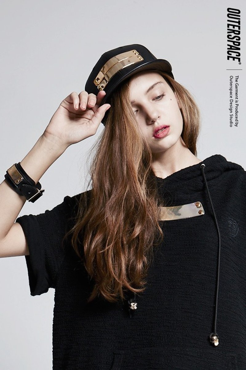 OUTER SPACE GOLD短帽簷皮革棒帽 - 帽子 - 真皮 黑色