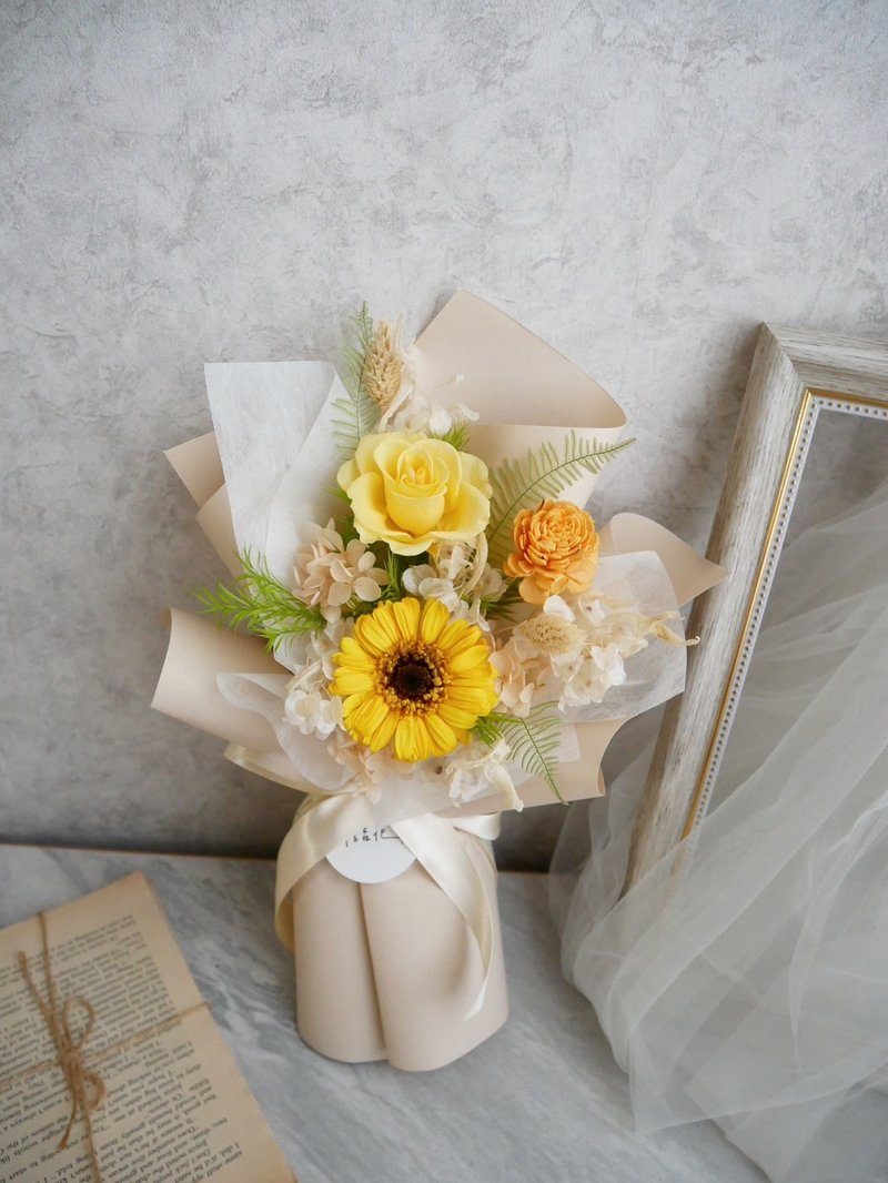 Small and medium-sized non-fading gerbera rose bouquet [Departure] Confession/Proposal/Birthday/Anniversary - Dried Flowers & Bouquets - Plants & Flowers Yellow