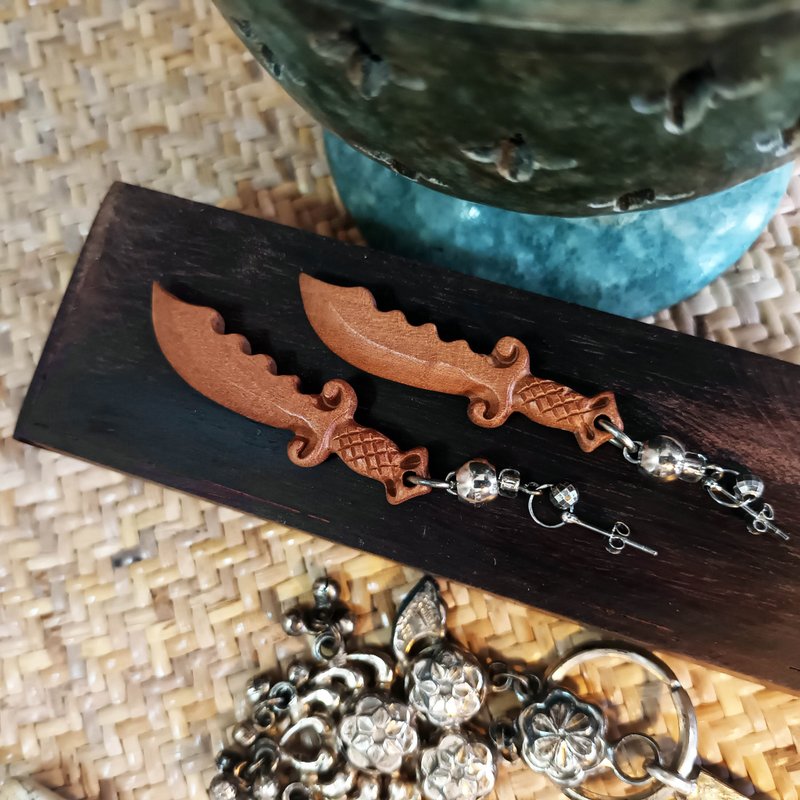 自選香味可愛桃木劍木刻925純銀鍍白金耳針耳環連禮盒 - 耳環/耳夾/耳骨夾 - 木頭 咖啡色