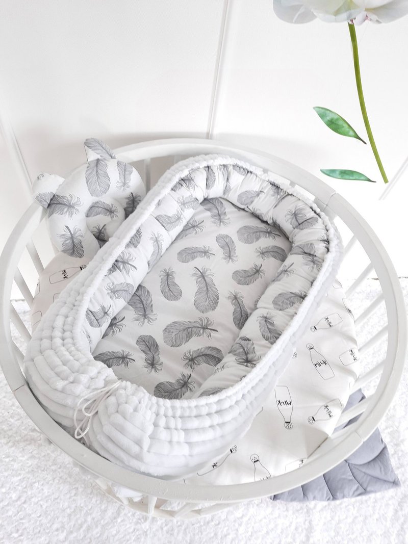 Baby  nest  newborn  0-8 month + pillow as a gift!! - 彌月禮盒 - 棉．麻 白色