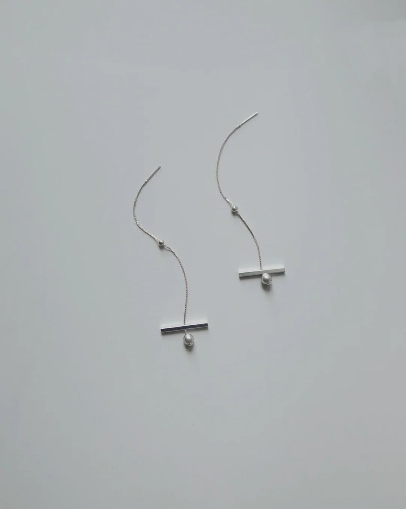 HELMI Gray Pearl 2WAY Earrings - Earrings & Clip-ons - Pearl Silver