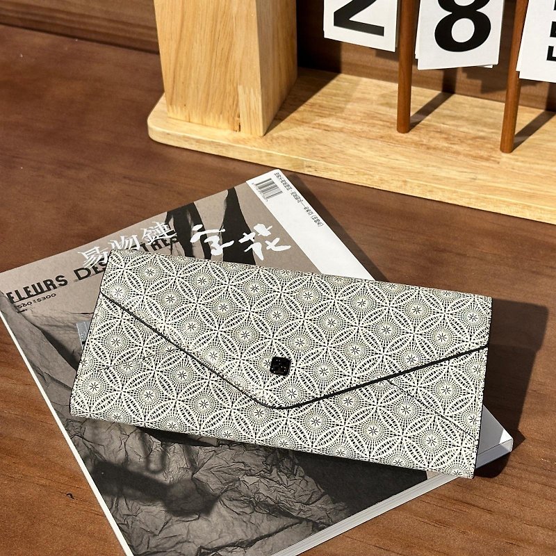 Tosca | Envelope CC Wallet Genuine card holder/long wallet/change-black circle - กระเป๋าสตางค์ - หนังแท้ 