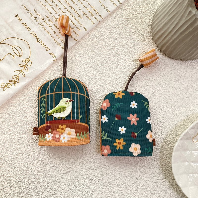 Illustration Key Case | Bird | Littdlework - ที่ห้อยกุญแจ - วัสดุกันนำ้ สีน้ำเงิน