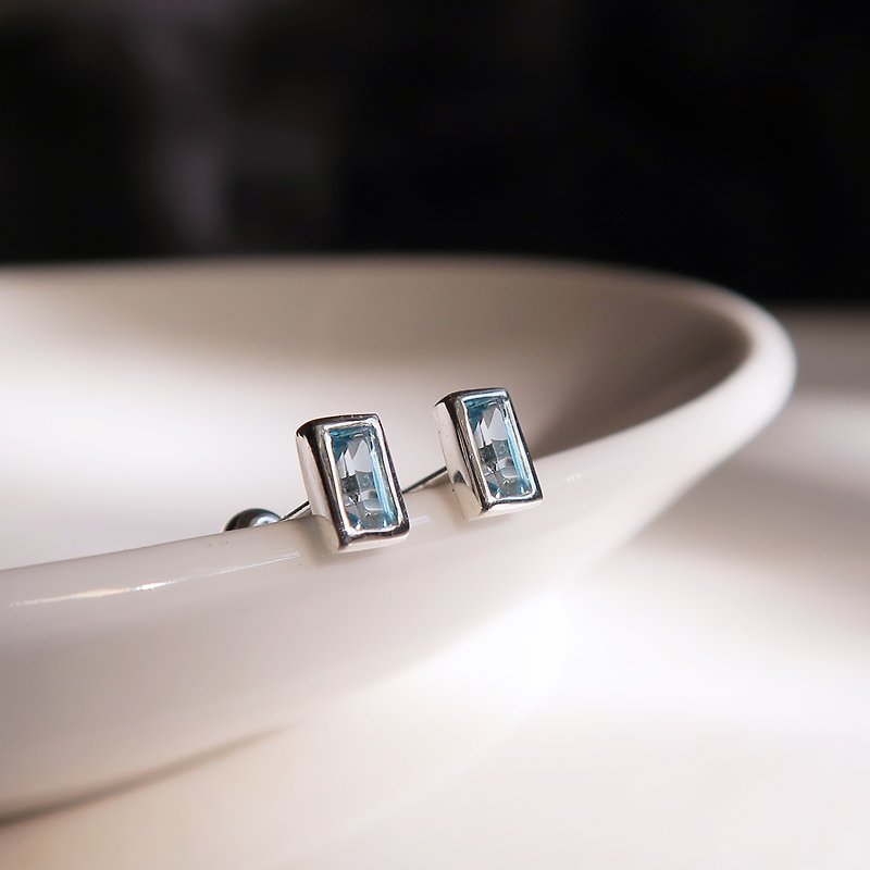 925 sterling silver Stone rectangular bead set bead lock bead earrings and Clip-On free gift packaging - ต่างหู - เงินแท้ สีน้ำเงิน