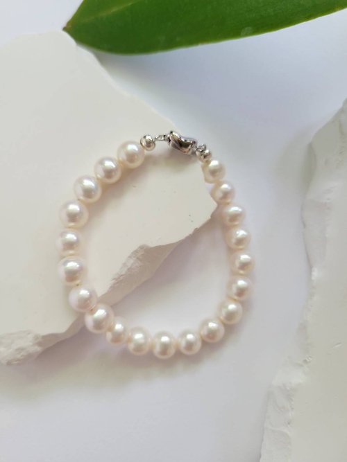 A.pearl 水晶純銀輕珠寶 珍珠純銀手鍊/珍珠手鍊/純銀輕珠寶