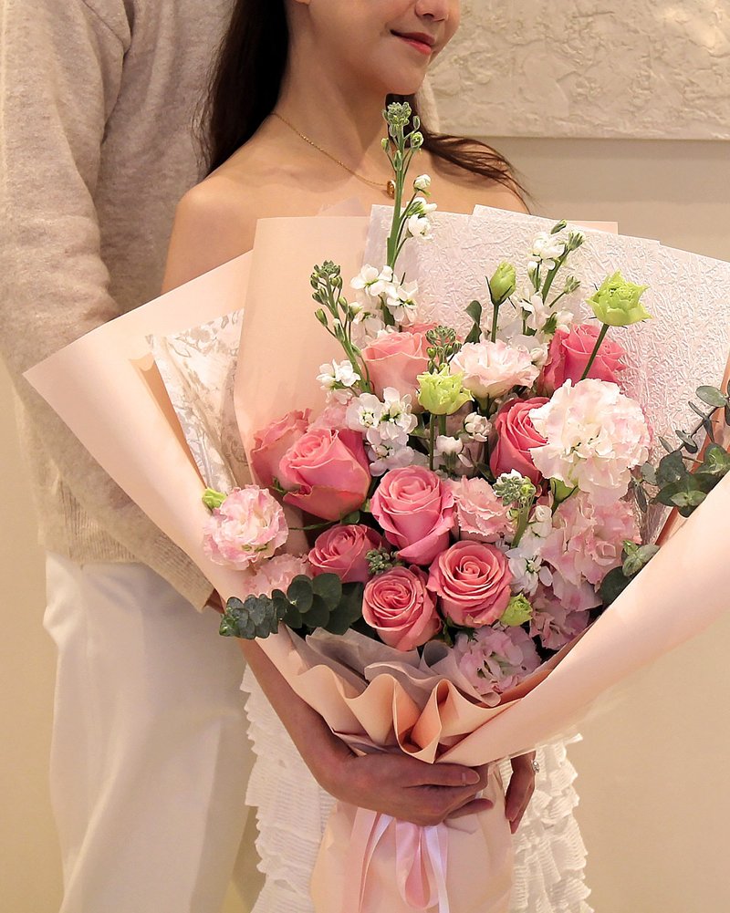 Love Story Luxurious Pink Rose Bouquet (Large) - Dried Flowers & Bouquets - Plants & Flowers 