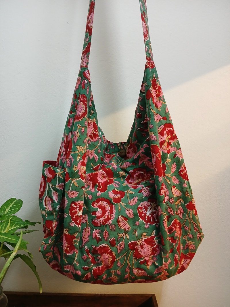 Hand block printed cotton bag, Indian block printed bag, Crossbody bag - 側背包/斜背包 - 棉．麻 綠色