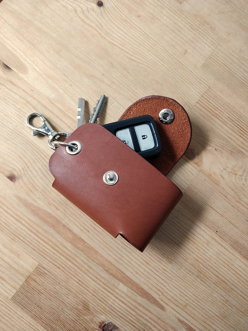 Car Key Holder,Car Key Case,Leather Key Holder,Key Fob,Car Remote KeyChain Pouch - Keychains - Genuine Leather Brown