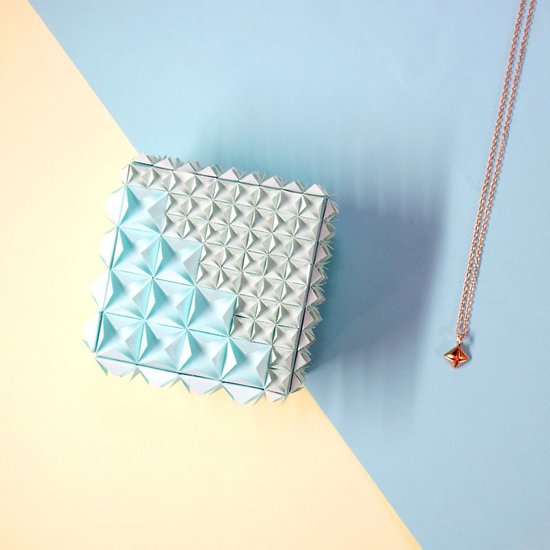 Unique Delicate Origami Tiffany Blue Turquoise Diamond Jewel Box - อื่นๆ - กระดาษ สีเขียว