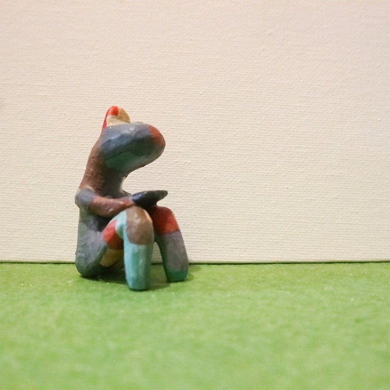 【手作り彫刻】ミニ電子怪獣彫刻クラフト No.4 - 置物 - 粘土 