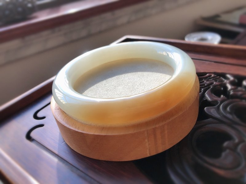 天然糖料 和田玉バングル 老坑料 糖白バングル 内径62 平安と喜び、穏やかな日々を願って - ブレスレット - 翡翠 