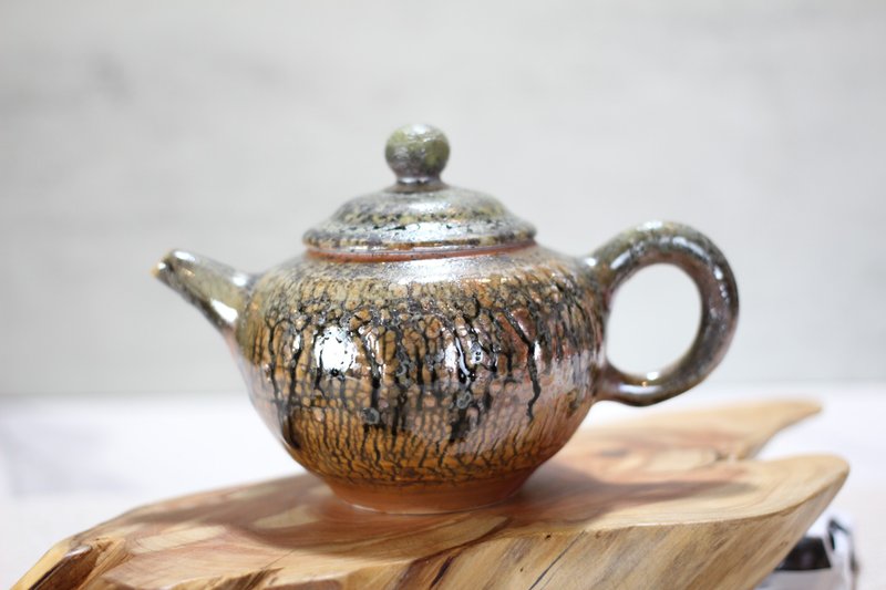 【送禮好物】150ml 柴燒茶壺 天然落灰 純手工製 名家葉敏祥作品 - 茶壺/茶杯/茶具 - 瓷 